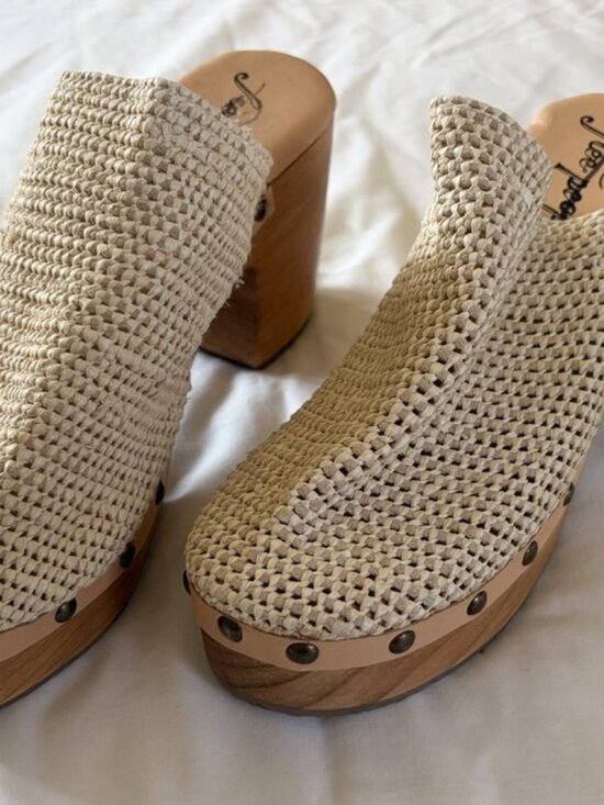 Free People Claudia Cream Crochet Wooden Platform Slip On Clogs Sz 40 - Picture 6 of 11